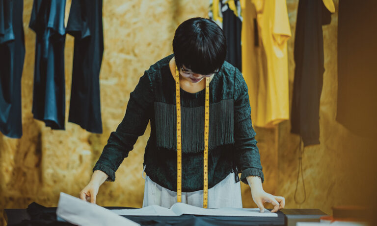 Understanding Full Graded Size Specifications in Fashion: A Key to Perfect Fit